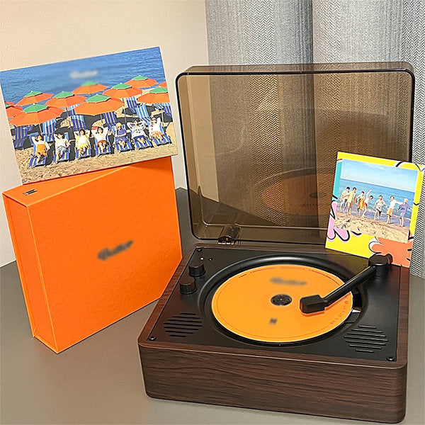 Retro CD Player | Portable Vintage-Style Compact Disc Player