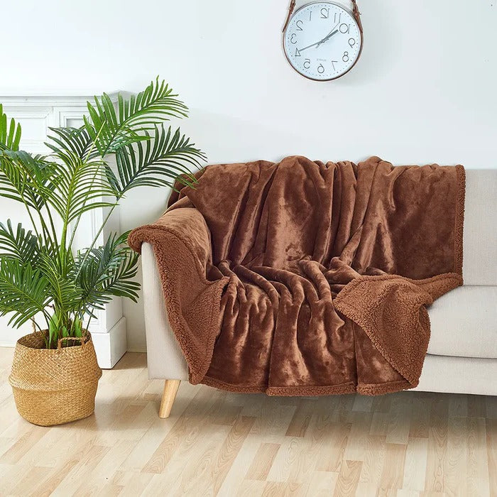 Waterproof Warm Blanket | Outdoor Picnic & Camping Fleece Blanket