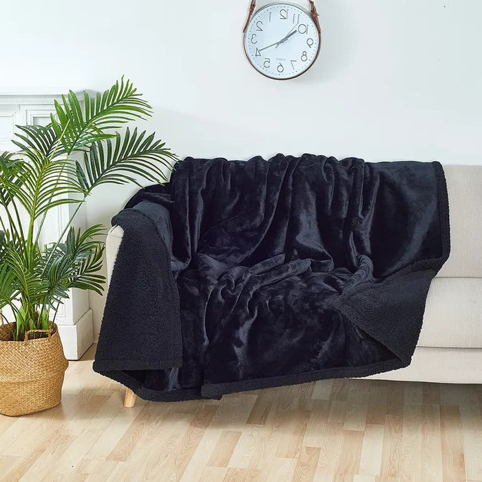 Waterproof Warm Blanket | Outdoor Picnic & Camping Fleece Blanket